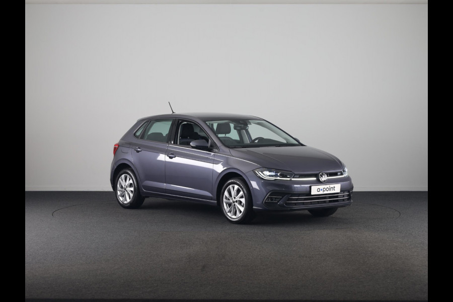 Volkswagen Polo 1.0 TSI Style 95 pk | Navigatie via App | Parkeersensoren (Park assist)| Autom. airco | Matrix LED koplampen | Keyless |