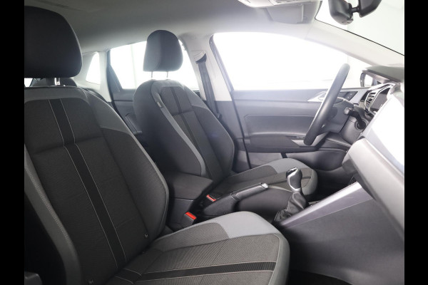 Volkswagen Polo 1.0 TSI Style 95 pk | Navigatie via App | Parkeersensoren (Park assist)| Autom. airco | Matrix LED koplampen | Keyless |