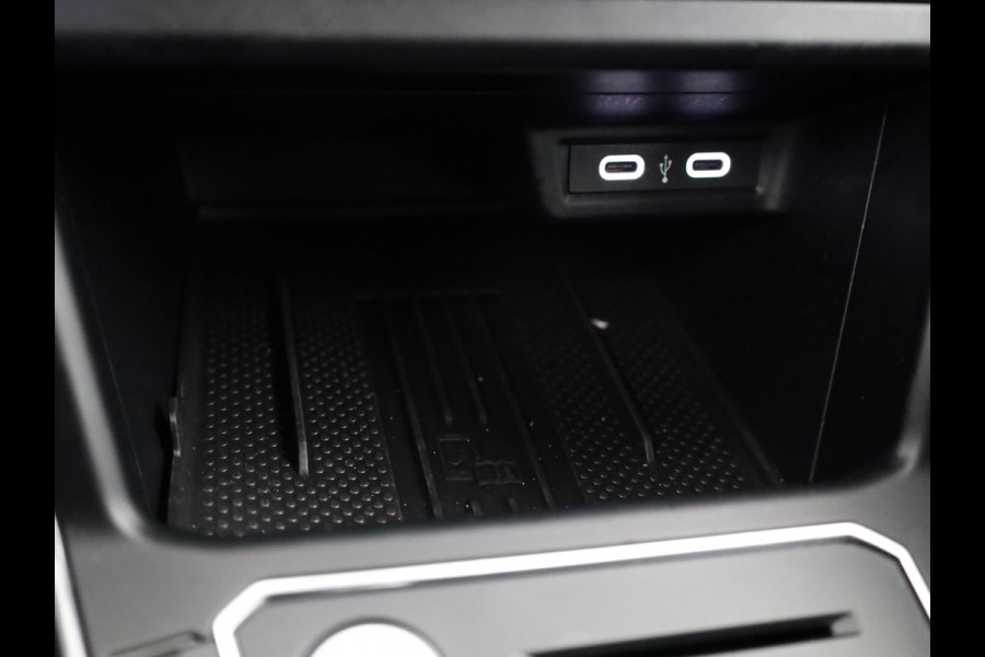 Volkswagen Polo 1.0 TSI Style 95 pk | Navigatie via App | Parkeersensoren (Park assist)| Autom. airco | Matrix LED koplampen | Keyless |
