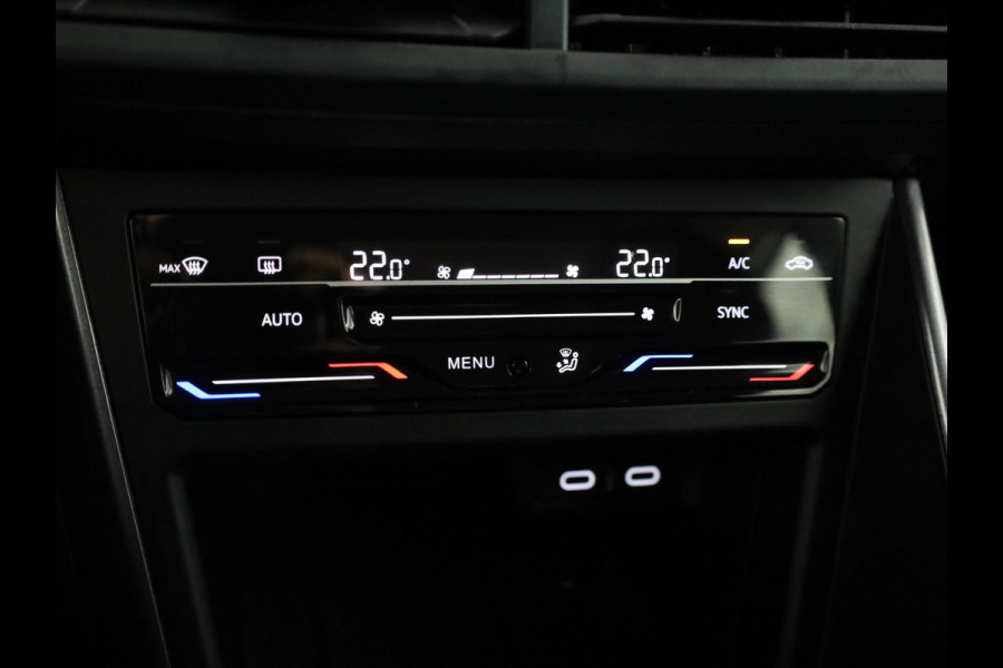 Volkswagen Polo 1.0 TSI Style 95 pk | Navigatie via App | Parkeersensoren (Park assist)| Autom. airco | Matrix LED koplampen | Keyless |