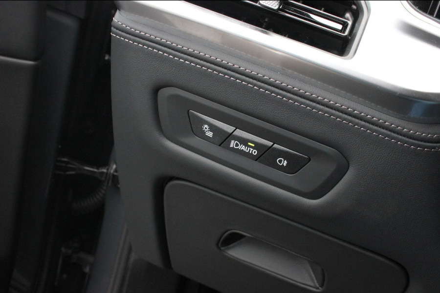 BMW X5 XDrive50e High Executive / HEAD-UP / PANO-DAK / 4-WHEEL STRURING / LUCHTVERING / DRIVING ASSISANT / SOFTCLOSE / M-SEATS