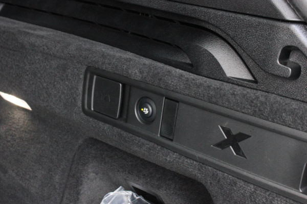 BMW X5 XDrive50e High Executive / HEAD-UP / PANO-DAK / 4-WHEEL STRURING / LUCHTVERING / DRIVING ASSISANT / SOFTCLOSE / M-SEATS
