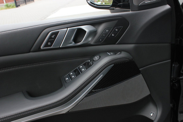 BMW X5 XDrive50e High Executive / HEAD-UP / PANO-DAK / 4-WHEEL STRURING / LUCHTVERING / DRIVING ASSISANT / SOFTCLOSE / M-SEATS