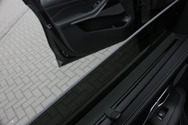 BMW X5 XDrive50e High Executive / HEAD-UP / PANO-DAK / 4-WHEEL STRURING / LUCHTVERING / DRIVING ASSISANT / SOFTCLOSE / M-SEATS