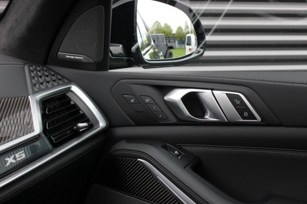 BMW X5 XDrive50e High Executive / HEAD-UP / PANO-DAK / 4-WHEEL STRURING / LUCHTVERING / DRIVING ASSISANT / SOFTCLOSE / M-SEATS