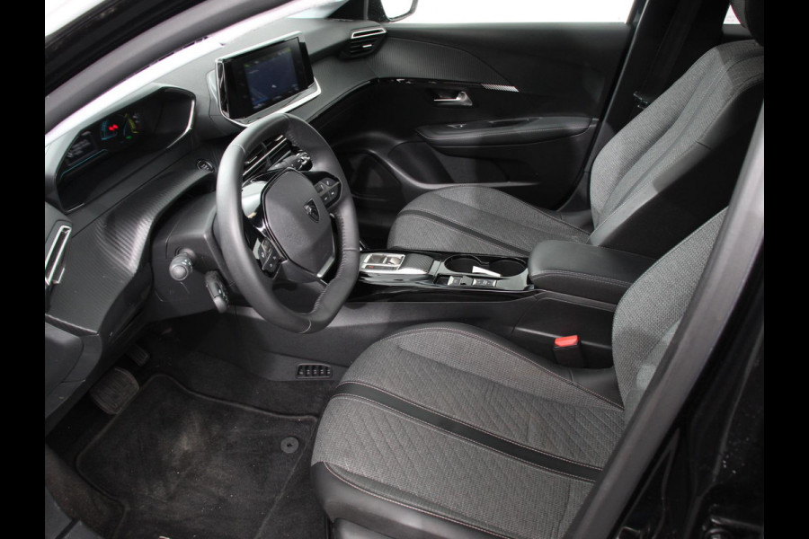 Peugeot e-208 EV Active Pack 50 kWh Climate Control Cruise control Half lederen bekleding Led verlichting Lichtmetalen velgen Navigatie Apple Carplay/Android Auto Parkeersensoren Stoelverwarming