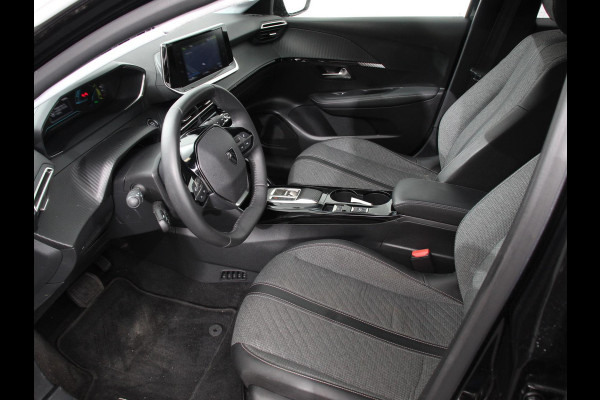 Peugeot e-208 EV Active Pack 50 kWh Climate Control Cruise control Half lederen bekleding Led verlichting Lichtmetalen velgen Navigatie Apple Carplay/Android Auto Parkeersensoren Stoelverwarming