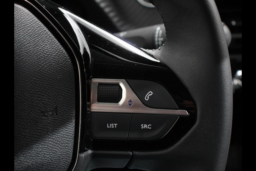 Peugeot e-208 EV Active Pack 50 kWh Climate Control Cruise control Half lederen bekleding Led verlichting Lichtmetalen velgen Navigatie Apple Carplay/Android Auto Parkeersensoren Stoelverwarming
