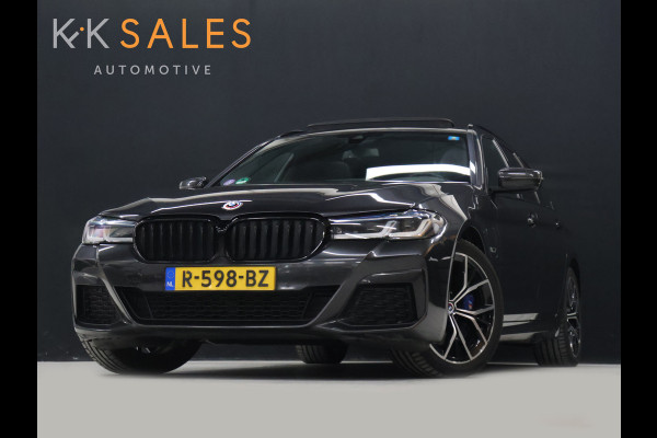BMW 5 Serie Touring 530e M Sport [SCHUIFKANTELDAK, ELEKTRISCHE TREKHAAK, APPLE CARPLAY, STOELVERWARMING, MEMORY, DIGITAL DASH, CAMERA, CRUISE CONTROL, PDC V + A, NAVIGATIE, NIEUWSTAAT]