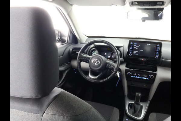 Toyota Yaris Cross 1.5 HYBRID AUTOMAAT BLACKLINE GARANTIE 2032 ! . APPLE CARPLAY & ANDROID AUTO . ACHTERUITRIJ CAMERA . ADAPTIEVE CRUISE CONTROL .