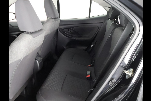 Toyota Yaris Cross 1.5 HYBRID AUTOMAAT BLACKLINE GARANTIE 2032 ! . APPLE CARPLAY & ANDROID AUTO . ACHTERUITRIJ CAMERA . ADAPTIEVE CRUISE CONTROL .