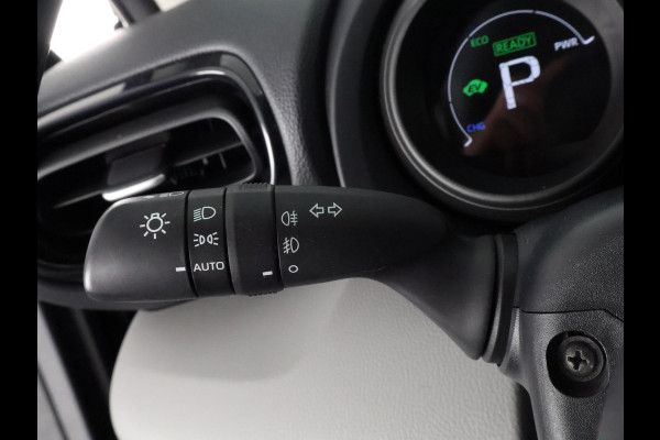 Toyota Yaris Cross 1.5 HYBRID AUTOMAAT BLACKLINE GARANTIE 2032 ! . APPLE CARPLAY & ANDROID AUTO . ACHTERUITRIJ CAMERA . ADAPTIEVE CRUISE CONTROL .