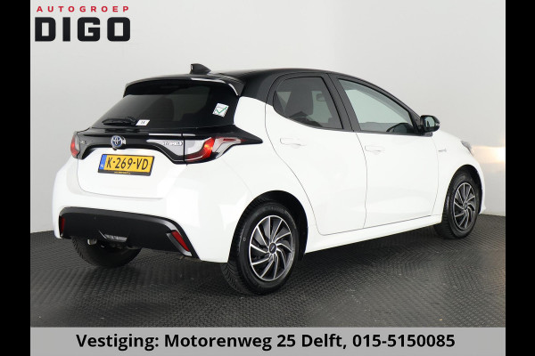 Toyota Yaris 1.5 HYBRIDE BLACK & WHITE GARANTIE TOT 3-2031! . APPLE CARPLAY & ANDRIOD AUTO . ACHTERUITRIJ CAMERA . ADAPTIEVE CRUISE CONTROL .