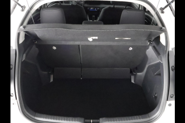Toyota Yaris 1.5 HYBRIDE BLACK & WHITE GARANTIE TOT 3-2031! . APPLE CARPLAY & ANDRIOD AUTO . ACHTERUITRIJ CAMERA . ADAPTIEVE CRUISE CONTROL .
