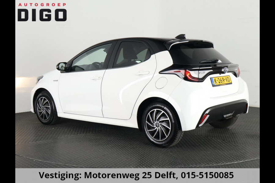 Toyota Yaris 1.5 HYBRIDE BLACK & WHITE GARANTIE TOT 3-2031! . APPLE CARPLAY & ANDRIOD AUTO . ACHTERUITRIJ CAMERA . ADAPTIEVE CRUISE CONTROL .