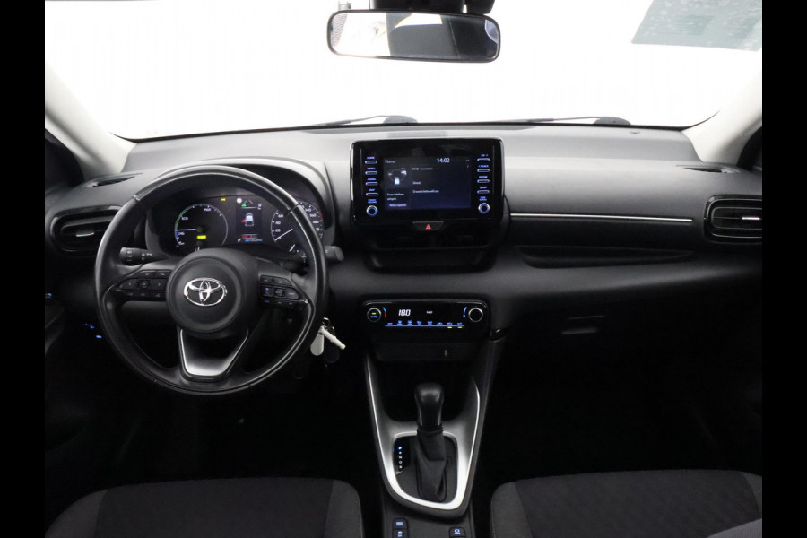 Toyota Yaris 1.5 HYBRIDE BI-TONE SPORT GARANTIE 6-2031 . ADAPTIEVE CRUISE CONTROL . DEALER ONDERHOUDEN . ACHTERUITRIJ CAMERA .
