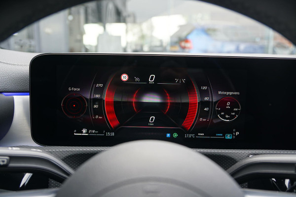 Mercedes-Benz CLA-Klasse Shooting Brake AMG + BURMESTER / HEAD-UP / PANO / 360 CAMERA / MEMORY