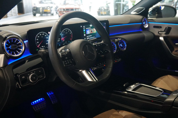 Mercedes-Benz CLA-Klasse Shooting Brake AMG + BURMESTER / HEAD-UP / PANO / 360 CAMERA / MEMORY