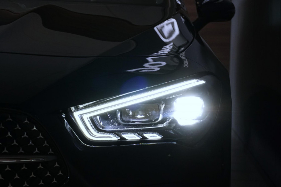 Mercedes-Benz CLA-Klasse Shooting Brake AMG + BURMESTER / HEAD-UP / PANO / 360 CAMERA / MEMORY