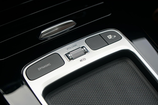 Mercedes-Benz CLA-Klasse Shooting Brake AMG + BURMESTER / HEAD-UP / PANO / 360 CAMERA / MEMORY
