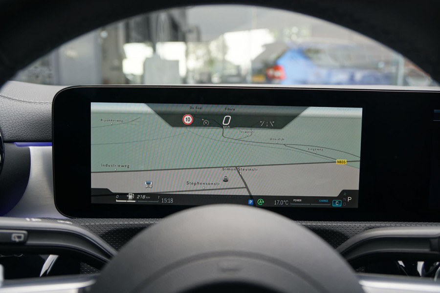 Mercedes-Benz CLA-Klasse Shooting Brake AMG + BURMESTER / HEAD-UP / PANO / 360 CAMERA / MEMORY