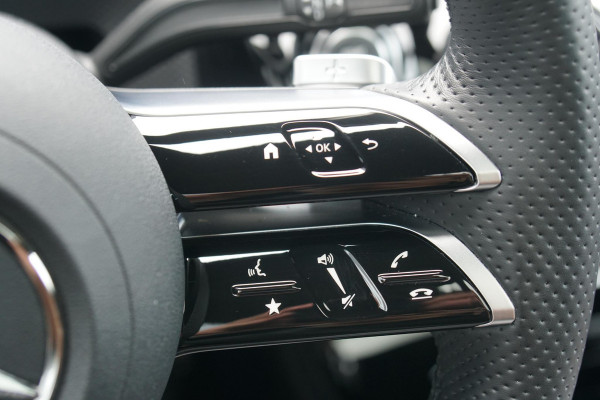 Mercedes-Benz CLA-Klasse Shooting Brake AMG + BURMESTER / HEAD-UP / PANO / 360 CAMERA / MEMORY