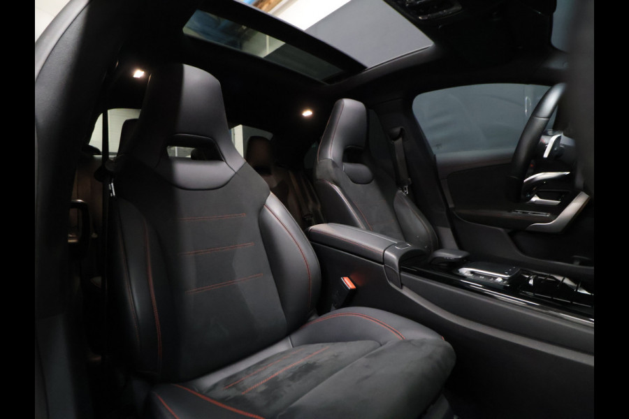 Mercedes-Benz CLA-Klasse 250 e Premium Plus AMG-Line [TREKHAAK UITKLAPBAAR, SCHUIFKANTELDAK, APPLE CARPLAY, ANDROID, STOELVERWARMING, CAMERA, PDC V+A, CRUISE, CLIMATE, NIEUWSTAAT]