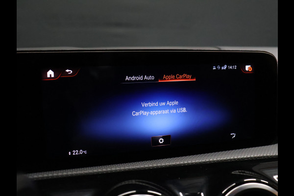 Mercedes-Benz CLA-Klasse 250 e Premium Plus AMG-Line [TREKHAAK UITKLAPBAAR, SCHUIFKANTELDAK, APPLE CARPLAY, ANDROID, STOELVERWARMING, CAMERA, PDC V+A, CRUISE, CLIMATE, NIEUWSTAAT]