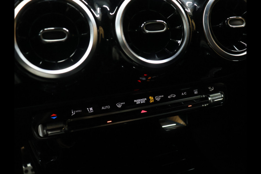Mercedes-Benz CLA-Klasse 250 e Premium Plus AMG-Line [TREKHAAK UITKLAPBAAR, SCHUIFKANTELDAK, APPLE CARPLAY, ANDROID, STOELVERWARMING, CAMERA, PDC V+A, CRUISE, CLIMATE, NIEUWSTAAT]