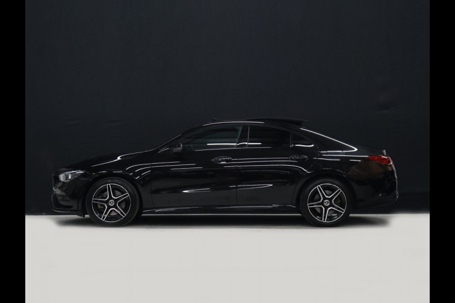 Mercedes-Benz CLA-Klasse 250 e Premium Plus AMG-Line [TREKHAAK UITKLAPBAAR, SCHUIFKANTELDAK, APPLE CARPLAY, ANDROID, STOELVERWARMING, CAMERA, PDC V+A, CRUISE, CLIMATE, NIEUWSTAAT]