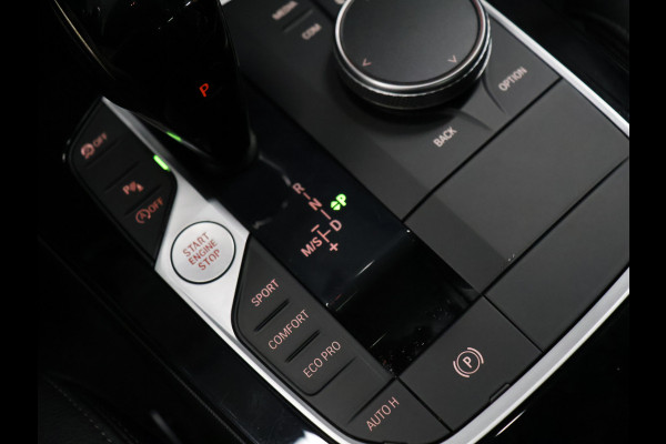 BMW 1-serie 128ti Business Edition Plus M-Sport [SCHUIFKANTELDAK, APPLE CARPLAY, ANDROID, STUURVERWARMING, SPORTSTOELEN, CAMERA, STOELVERWARMING, PDC V+A, CRUISE, CLIMATE, NIEUWSTAAT]