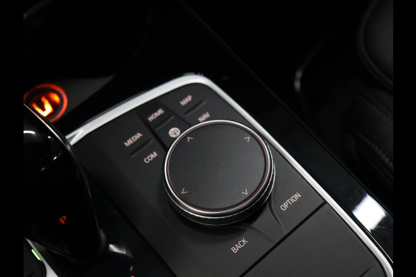BMW 1-serie 128ti Business Edition Plus M-Sport [SCHUIFKANTELDAK, APPLE CARPLAY, ANDROID, STUURVERWARMING, SPORTSTOELEN, CAMERA, STOELVERWARMING, PDC V+A, CRUISE, CLIMATE, NIEUWSTAAT]
