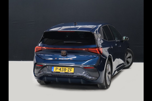 CUPRA Born Essential 62 kWh [APPLE CARPLAY, ANDROID, STUURVERWARMING, PARKEERASSISTENT, PARKEERSENSOREN V+A, SPEEDLIMITER, CLIMATE CONTROL, NAVIGATIE, NIEUWSTAAT]