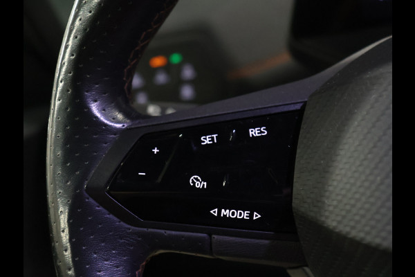 CUPRA Born Essential 62 kWh [APPLE CARPLAY, ANDROID, STUURVERWARMING, PARKEERASSISTENT, PARKEERSENSOREN V+A, SPEEDLIMITER, CLIMATE CONTROL, NAVIGATIE, NIEUWSTAAT]