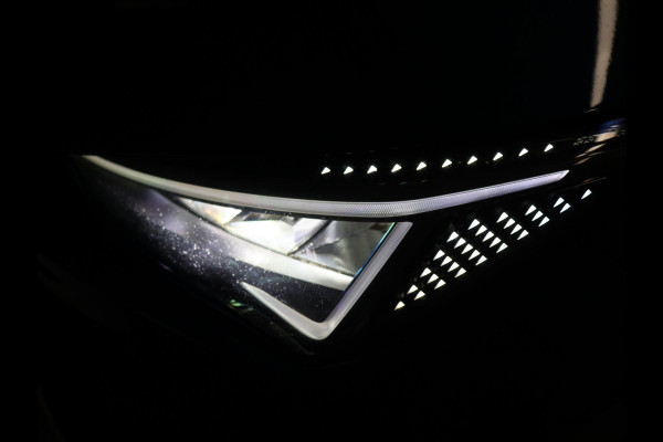 CUPRA Born Essential 62 kWh [APPLE CARPLAY, ANDROID, STUURVERWARMING, PARKEERASSISTENT, PARKEERSENSOREN V+A, SPEEDLIMITER, CLIMATE CONTROL, NAVIGATIE, NIEUWSTAAT]