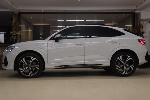 Audi Q3 Sportback 45 TFSI e S Edition 3X S-Line /PANO/KEYLES/STOELV/CARPLAY/VOL