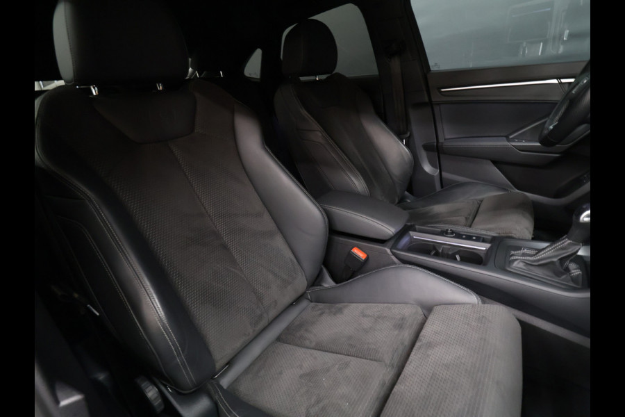 Audi Q3 Sportback 45 TFSI e Edition [TREKHAAK, CAMERA, APPLE CARPLAY, ANDROID AUTO, STOELVERWARMING, DODE HOEK DETECTIE, NIEUWSTAAT]
