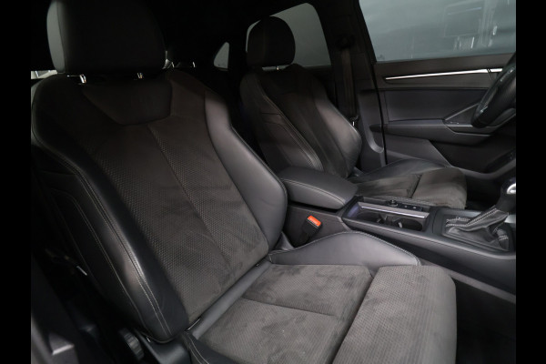 Audi Q3 Sportback 45 TFSI e Edition [TREKHAAK, CAMERA, APPLE CARPLAY, ANDROID AUTO, STOELVERWARMING, DODE HOEK DETECTIE, NIEUWSTAAT]