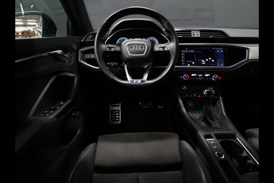 Audi Q3 Sportback 45 TFSI e Edition [TREKHAAK, CAMERA, APPLE CARPLAY, ANDROID AUTO, STOELVERWARMING, DODE HOEK DETECTIE, NIEUWSTAAT]