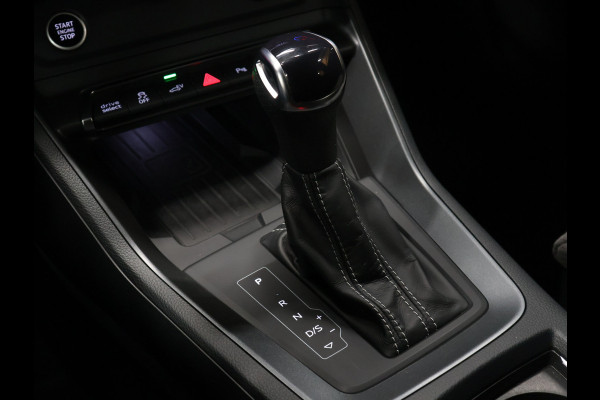 Audi Q3 Sportback 45 TFSI e Edition [TREKHAAK, CAMERA, APPLE CARPLAY, ANDROID AUTO, STOELVERWARMING, DODE HOEK DETECTIE, NIEUWSTAAT]