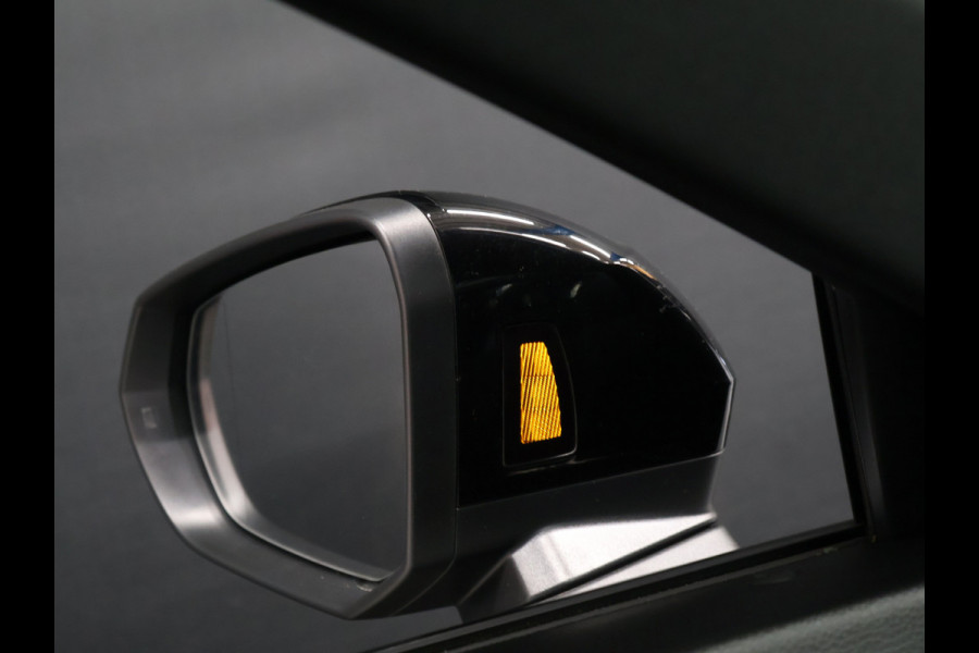 Audi Q3 Sportback 45 TFSI e Edition [TREKHAAK, CAMERA, APPLE CARPLAY, ANDROID AUTO, STOELVERWARMING, DODE HOEK DETECTIE, NIEUWSTAAT]