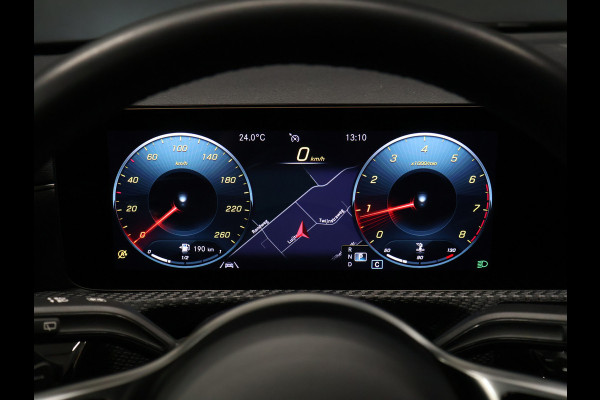 Mercedes-Benz A-Klasse 180 Business Solution AMG [SCHUIFDAK, CAMERA, BLUETOOTH, STOELVERWARMING, SCHAKELFLIPPERS, NIEUWSTAAT]