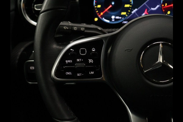 Mercedes-Benz A-Klasse 180 Business Solution AMG [SCHUIFDAK, CAMERA, BLUETOOTH, STOELVERWARMING, SCHAKELFLIPPERS, NIEUWSTAAT]