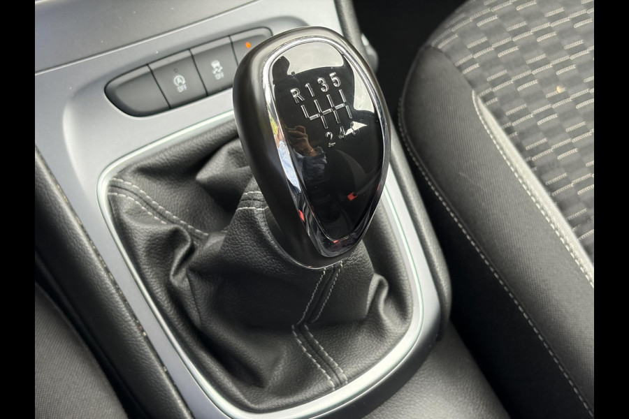 Opel Astra Sports Tourer 1.2 Edition ✓Camera ✓110pk✓2e Eigenaar✓Carplay✓Navi✓Airco✓Cruise✓Pdc✓LED koplampen✓N.A.P.✓6 Bak✓Pdc V+A✓Lm velgen✓Dakdragers ✓Comfortstoelen✓Bj 11-2020✓Apk tot 07-2028
