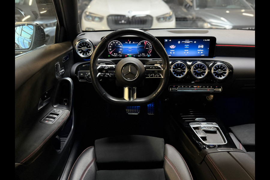 Mercedes-Benz A-Klasse 250 e Business Line BTW|AMG|PANO|HuD|360CAM|MEMORY|KEYLESS|SFEERVERLICHT|FACELIFT|NIGHTPAKKET|218PK|BOMVOL!