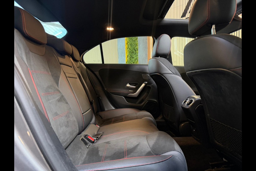 Mercedes-Benz A-Klasse 250 e Business Line BTW|AMG|PANO|HuD|360CAM|MEMORY|KEYLESS|SFEERVERLICHT|FACELIFT|NIGHTPAKKET|218PK|BOMVOL!