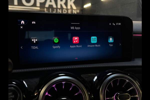 Mercedes-Benz A-Klasse 250 e Business Line BTW|AMG|PANO|HuD|360CAM|MEMORY|KEYLESS|SFEERVERLICHT|FACELIFT|NIGHTPAKKET|218PK|BOMVOL!