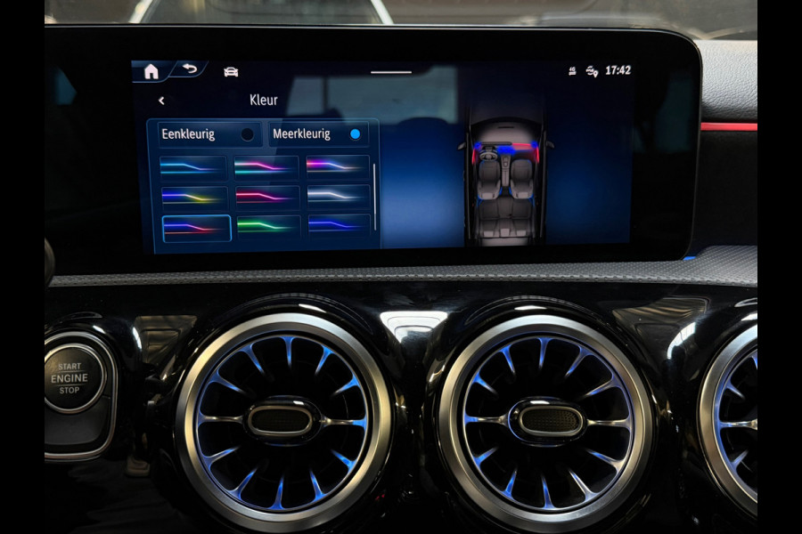 Mercedes-Benz A-Klasse 250 e Business Line BTW|AMG|PANO|HuD|360CAM|MEMORY|KEYLESS|SFEERVERLICHT|FACELIFT|NIGHTPAKKET|218PK|BOMVOL!