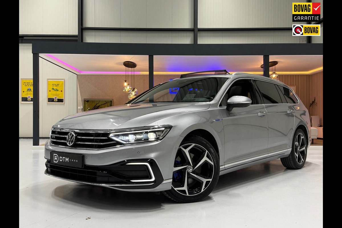Volkswagen Passat Variant GTE 218pk DSG | Pano | Trekhaak | IQ Light | ACC | HUD | Nappa Leder | Massage | Camera