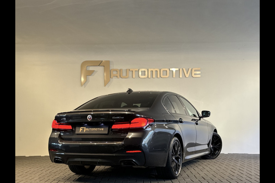 BMW 5 Serie 545e xDrive Pano|HuD|Drive Assist|Stoelventilatie|Sfeer